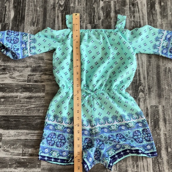 My Michelle Girls size Medium Romper Cold shoulder - Picture 4 of 7